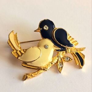 Vintage lovebirds brooch MJC Judith McCann bird enamel pin